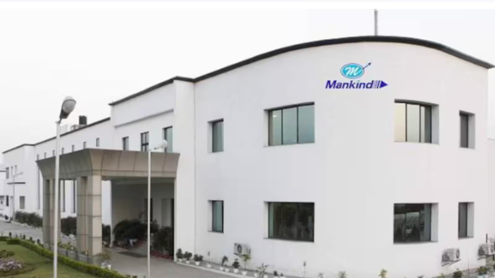 Mankind Pharma Acquires Rivotril Brand from Roche for India